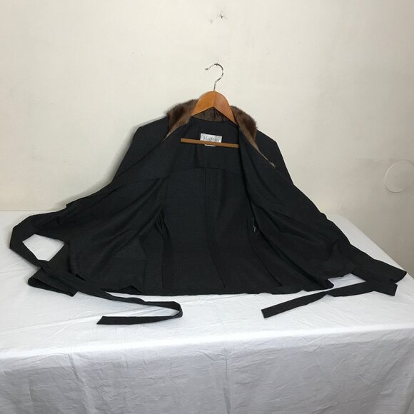 Max Mara Made in Italy Size 6 Designer Mink Collar Very Dark Gray Wrsp Jacket - Picture 4 of 16